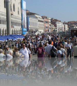 Туристы в Венеции