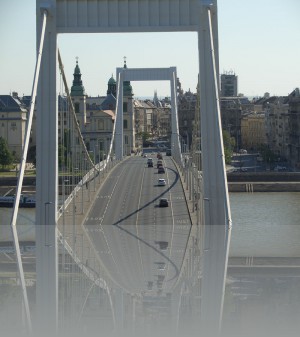 Мост Эржебет